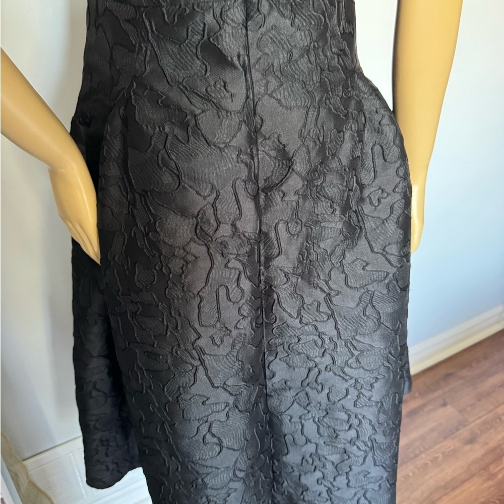 Elegant Black Textured Dress. Ptp 18” lenght 39”fully lined - Picture 9 of 12